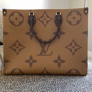 Louis Vuitton On The Go. Out Of Stock In Stores